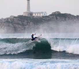 8 jours en stage de surf pour adultes à Playa de Somo, Cantabrie, Espagne - Photo 4
