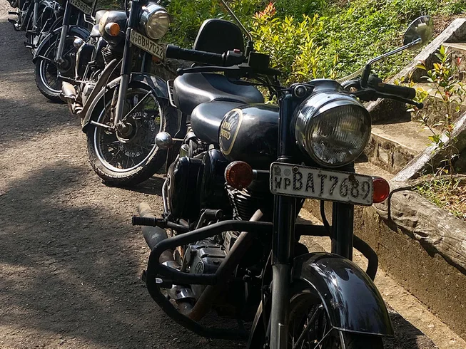 9 Day Serendipity in Serendip Guided Explorer Motorcycle Tour on Royal Enfield in Sri Lanka photo 10