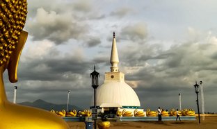 Central Province Retreats & Trips