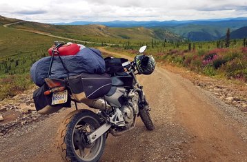 12 días de expedición en moto todoterreno guiada por Alaska en Estados Unidos y Canadá