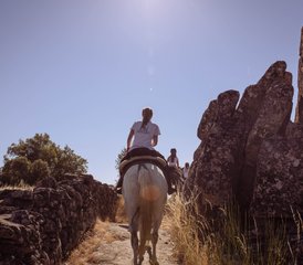 07 jours en stage d'équitation autour de Marvão, près de la frontière entre le Portugal et l'Espagne - Photo 1