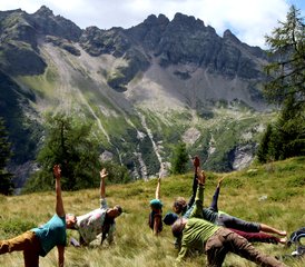 8 Tage Berg-Wald-Retreat: Yoga, Wandern und Du in den Schweizer Alpen, Tessin - Photo 4