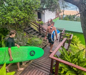 07 jours en stage de surfari épique au lever du soleil, à la plage et dans les vagues à Ponta do Ouro, Mozambique - Photo 1