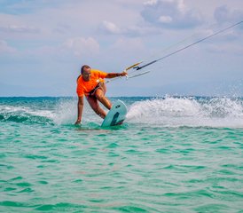 7 jours en stage de surf, kitesurf et wing foil avec séance d’échauffement yoga à Cabarete, République dominicaine - Photo 5