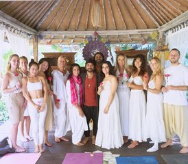526 días de profesorado de yoga Hatha Ashtanga Vinyasa de 300 horas en Bali, Indonesia - Photo 1