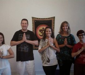 910 semanas de profesorado de yoga en línea de 100 horas - Photo 1