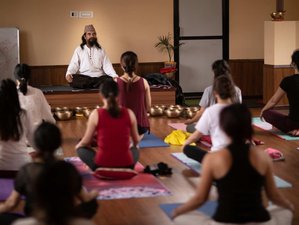 26 Tage 200-Stunden Hatha und Ashtanga Multi Style Yogalehrer Ausbildung in Kathmandu, ‎‎Nepal