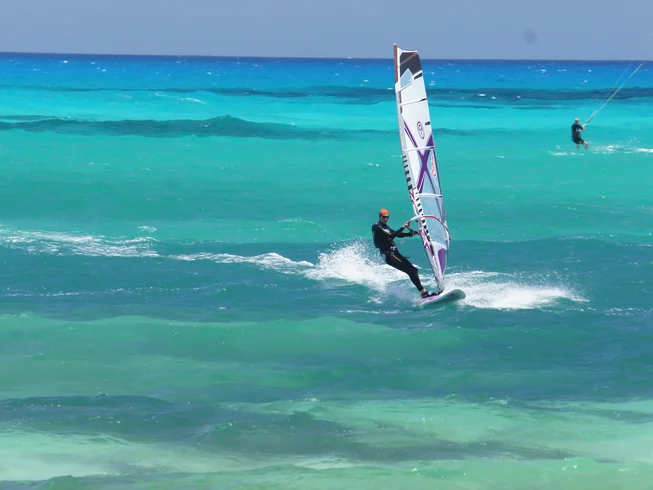 8 Day Intermediate Windsurfing Camp In Corralejo