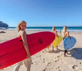 8-Daagse Swell Sisters Women's Surf - Yoga- en Surfkamp voor Beginners en Gevorderden in Lagos, Portugal - Photo 5