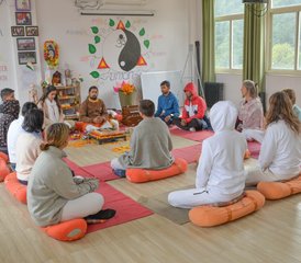 97-Daagse Yoga- en Meditatie Retreat aan de Ganges in Rishikesh, India - Photo 1