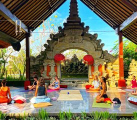 220 Daagse 200-Urige Yin Yoga en Meditatie Docentenopleiding in Bali, Indonesië - Photo 1