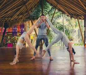 7 días de profesorado de acroyoga de 50 horas en Bali, Indonesia - Photo 2