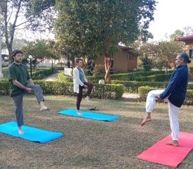15 Tage 100-Stunden Yogalehrerausbildung: Meistere die Geheimnisse von Nath und Hatha in Khajuraho, Indien - Photo 4