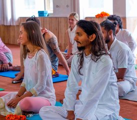 11 jours-100h en formation de professeur de yoga pour femmes et retraite à Rishikesh, Inde - Photo 4
