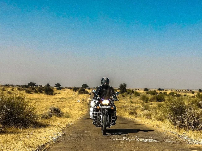 8 Days Rajasthan Desert Festival Guided Motorcycle Tour  photo 2