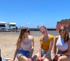 8 días de campamento de surf en Fuerteventura, España con experiencia vanlife - Photo 3