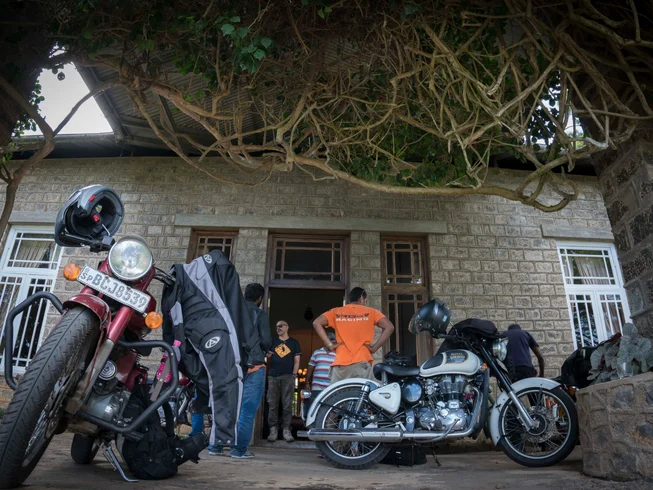 13 Day Royal Enfield Guided Motorcycle Tour in Sri Lanka: Ancient Kingdoms and the North photo 2