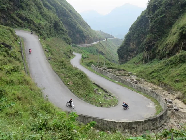 9 Day Northern Vietnam Highlights Guided Motorcycle Tour photo 6