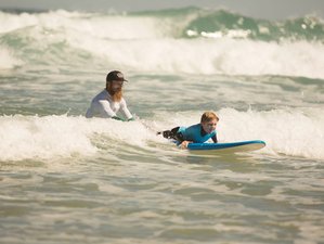 8 días de campamento familiar de surf y escalada en Algarve, Portugal