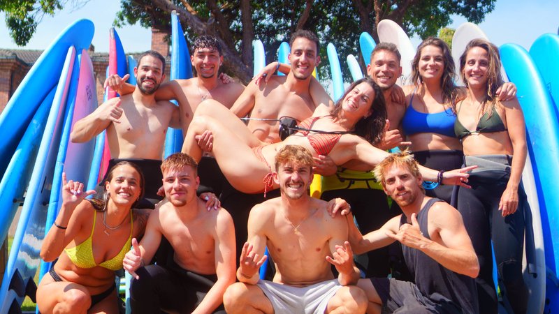 7 días en campamento de surf multinivel para adultos en Salinas, España