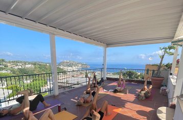 5 jours en stage de Pilates et de yoga sur l'île d'Ischia, province de Naples, Italie