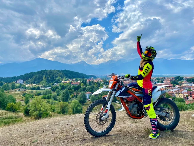 4 Day Guided Enduro Short Motorcycle Tour in Banya, Bulgaria