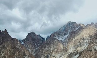 Gilgit Retiros y Viajes