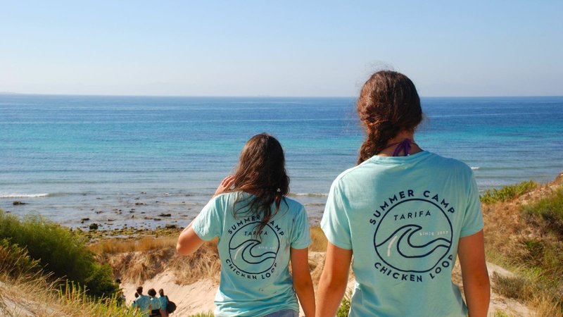 4 dagen vrouwen yoga- en surfcamp: herontdek jezelf en de zee in Tarifa, Spanje