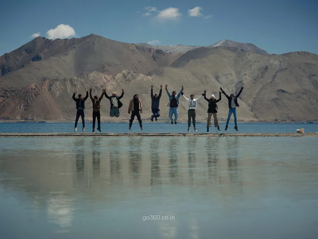 6 Day Leh to Leh Guided Motorcycle Tour in India photo 3
