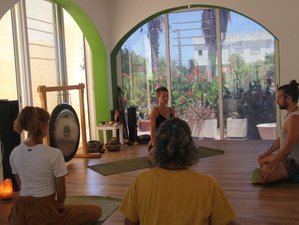 7 días de silencio, meditación no dual hacia el vacío y yoga junto a la playa en España