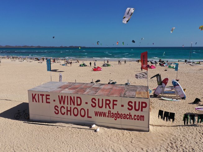 Kite surfing Flag beach