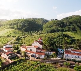 4 Tage Yoga Retreat in Columbeira nahe der schönen Silver Coast in Portugal - Photo 3