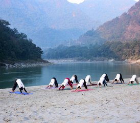 25 días de profesorado de kundalini yoga de 200 horas en Rishikesh, India - Photo 4