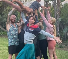 2 Wochen 200-Stunden Yogalehrer Ausbildung in einem französischen Schloss in Rhône-Alpes, Frankreich - Photo 5
